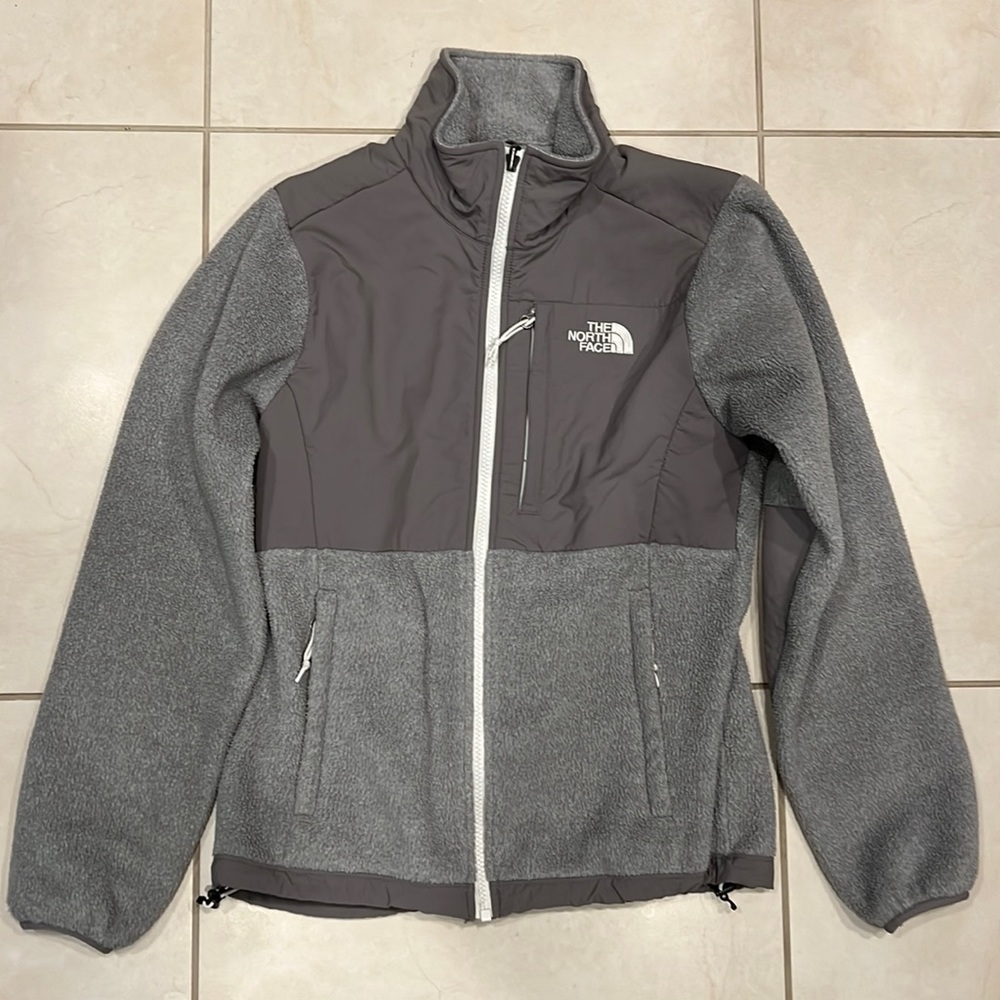 The North Face Denali ladies XS grey fleece jacket